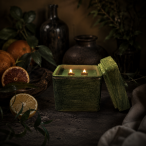 Dark Citrus 8 oz Luxury Candle